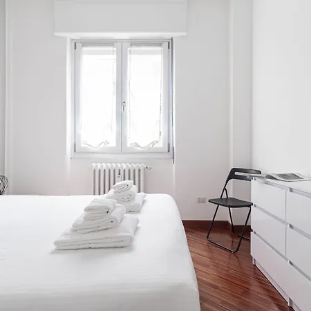 Italianway - Lorenteggio 30 Appartement *