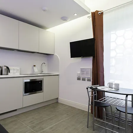 Italianway - Corso Venezia 7 *