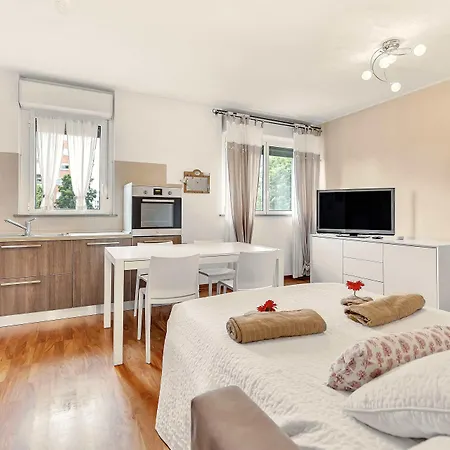 Alessia's Flat - Perini Apartamento