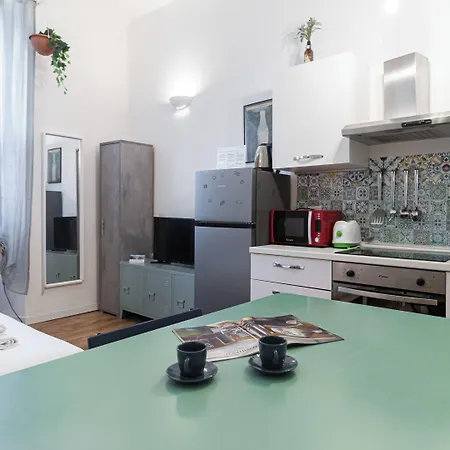Italianway - Padova 76 公寓 *