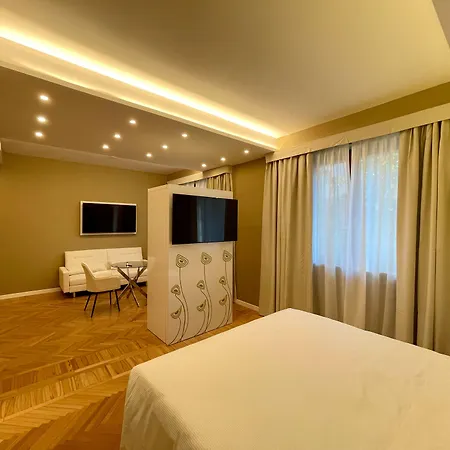 Ticinese 4* Milan