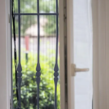 Airguest Pianella Guest house Milan