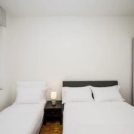 Konukevi Airguest Pianella Milano