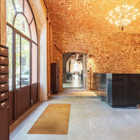 Easyhomes - Bandello Apartment Milan