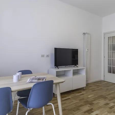 Апартаменты Italianway - Corsica 64 *