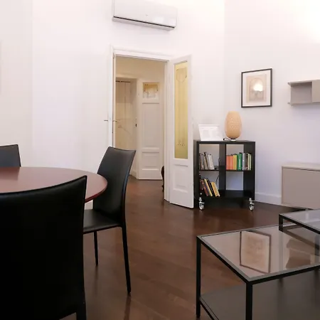 Italianway Easy - Vanvitelli 49 Apartment Mailand