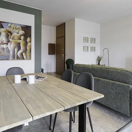 Apartmán Italianway - Luigi Savoia 24 *