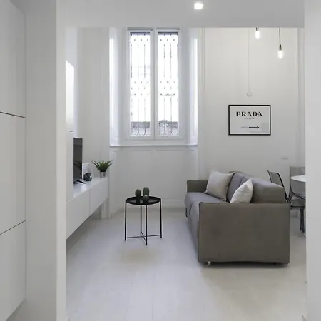 Italianway Comfort - Tortona 8 Апартаменты *