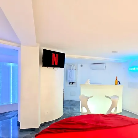 Milanoflats - The Igloo