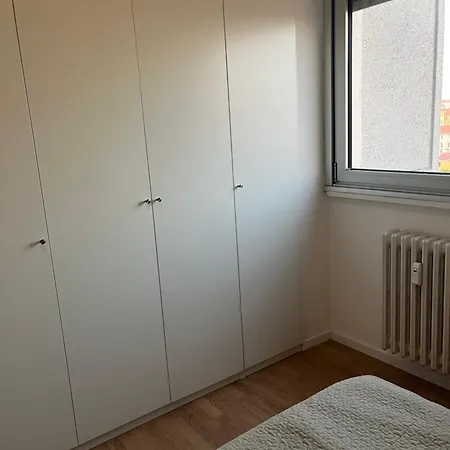 Private In Isola-farini * Mailand