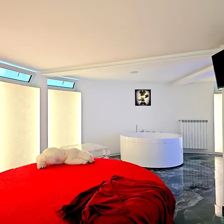 The Igloo -luxury Eclectic - Jacuzzi - Milanoflats * Milano