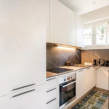 펜션 Pomodoro House - Luminoso Vicino Linate, Sky, Fabrique, Arena Olimpica 밀라노