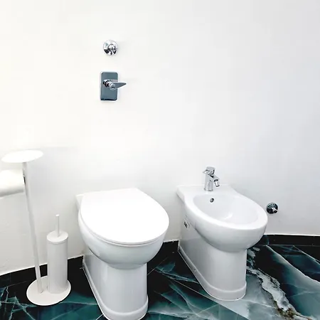 The Igloo -luxury Eclectic - Jacuzzi - Milanoflats Dağ evi