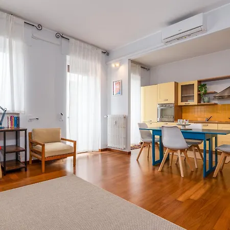 아파트 Sesto Sole - Wide 6th Floor Near Prada-bocconi-ieo *