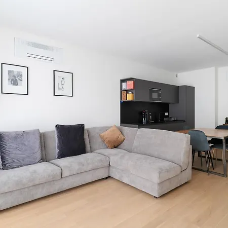 Guesthost - Modern Near Porta Venezia