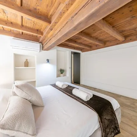 Secret - San Babila Lux 2 Bedrooms Apartament