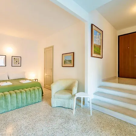 Modern Navigli Mailand