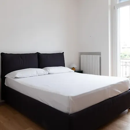 Luminoso Trilocale Con Ampio Terrazzo - Mirable Pm *