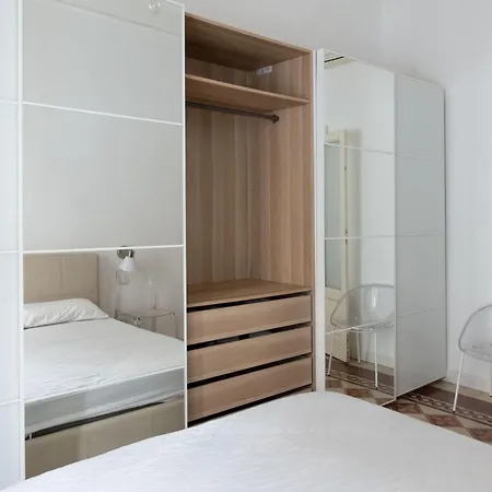 Affascinante In Studi Appartement