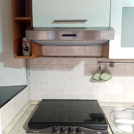 Nina House Yellow Metro Affori Center Апартаменты Милан