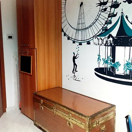 Nina House Yellow Metro Affori Center Апартаменты *