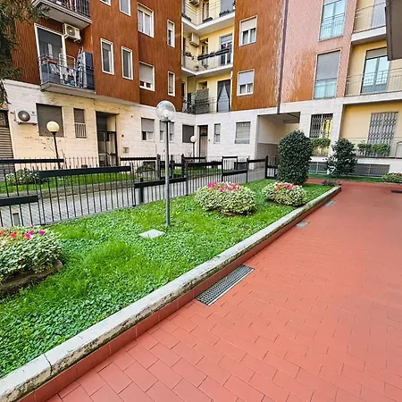 New Brenta 10 Minutes To Duomo M3-15 Minutes To Linate - Full Furnished Wi-fi,amazon Prime And 아파트 *