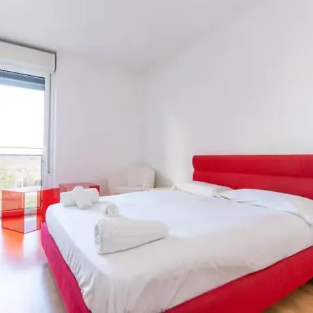 Ampio Trilocale Con Garage, 2 Terrazzi E Wifi *