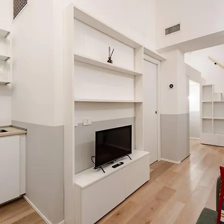 0015 - Navigli - M2 Green Line Flat Apartment