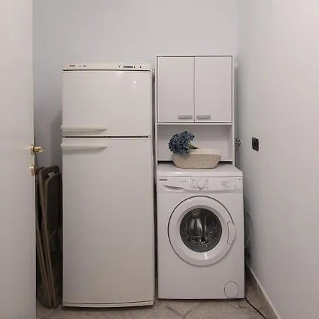 Apartamento La Corte Milanese - Bocconi, Navigli & Duomo *