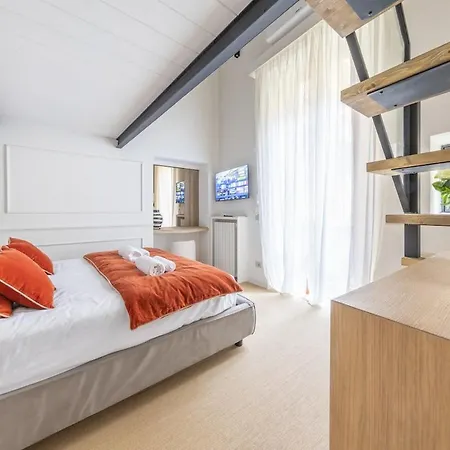 Secret - San Babila Lux & Modern דירה *