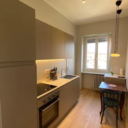 Apartment Two-room On A Quiet Street 15 Minutes From The Duomo
