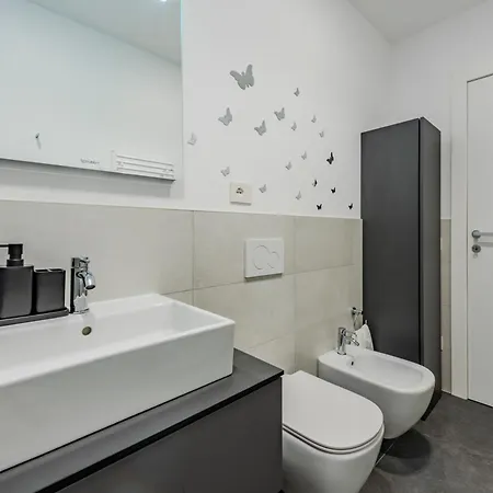 Easytopstay - Getaway Daire Milano