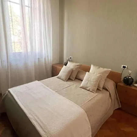 Apartment Stylish In Sempione