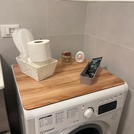 Elena S Navigli Apartman