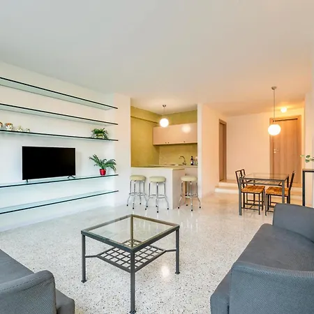 Daire Spacious Navigli Milano