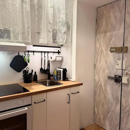 Mch Navigli - 6 Stops To Duomo, Modern With Ac And Wifi Appartamento