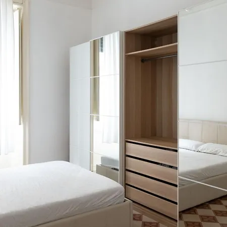 Affascinante In Citta Studi Apartman *