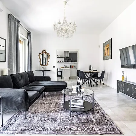 Luminoso Trilocale Vicino Stazione Daire *