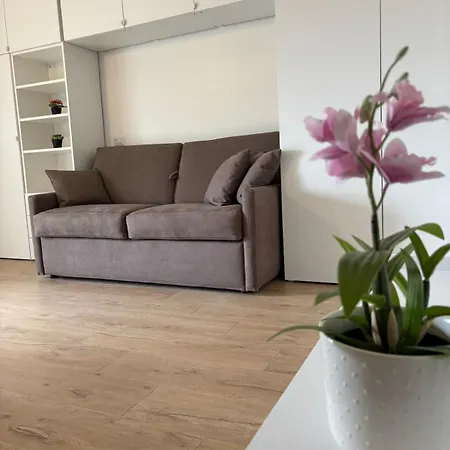 Civico8 - Navigli - Iulm *