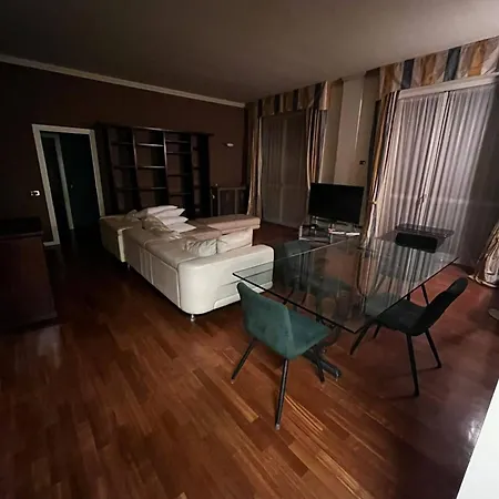 Casa Ferretti - Corso Garibaldi *