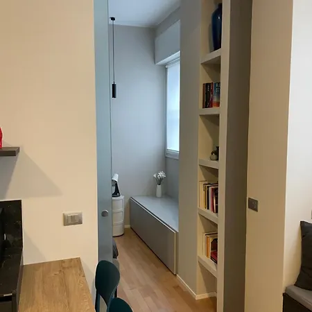 Modern Flat Historical Center Colonne San Lorenzo Navigli