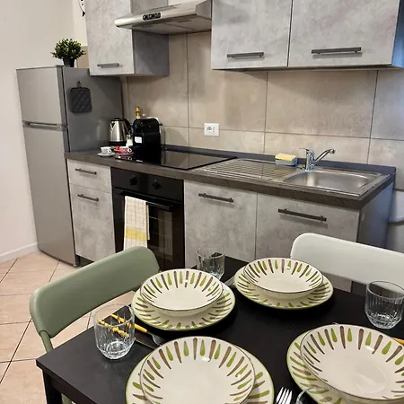 Dergano 1 Near Metro Stop Апартаменты