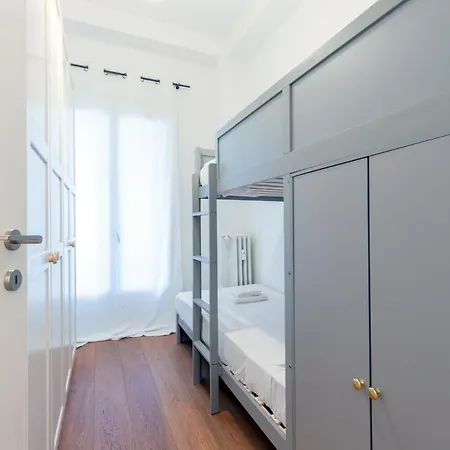 Appartement Trilocale Con Aria Condizionata E Parcheggio Privato Fronte Milan