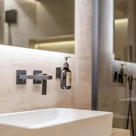 Secret - San Babila Lux 2 Bedrooms 아파트 밀라노