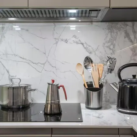 Apartment New Close To Duomo - Private Parking