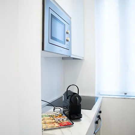 Modern Flat Metro Lotto-citylife-mico-self Check-in-ac *