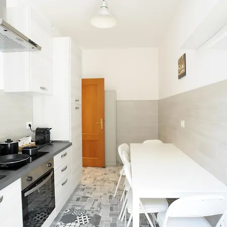 Navigli Newly Renovated 2 Bathrooms מילאנו