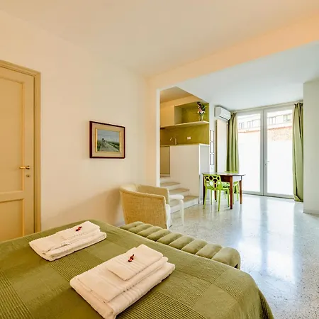 Modern Navigli Apartment