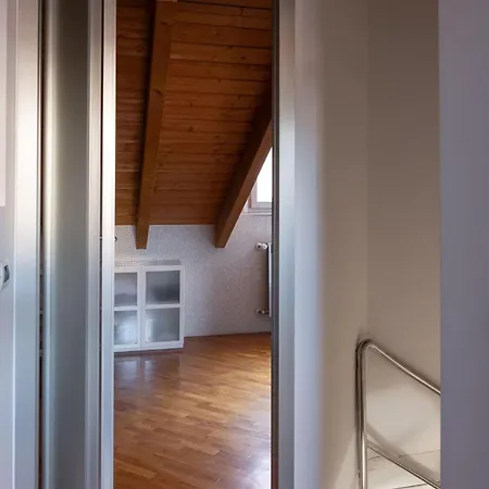 Bellissimo Bilocale Su Due Piani - Mirable Pm * ميلان