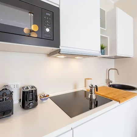 Romantic Navigli - Design District